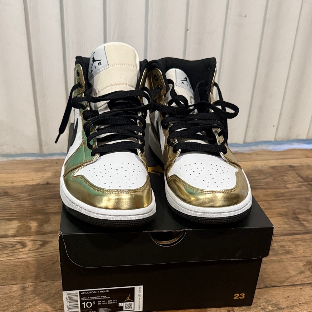 Jordan Sneakers in Gold, Black, and White - Picture 3 of 5